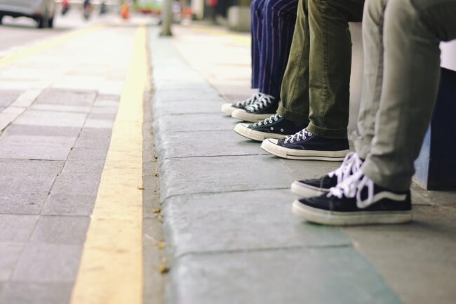 feet-7181596_1920